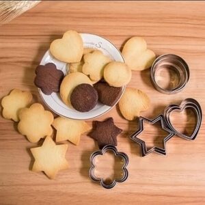 COOKIE CUTEER (4 SHAPE , 12PCS)